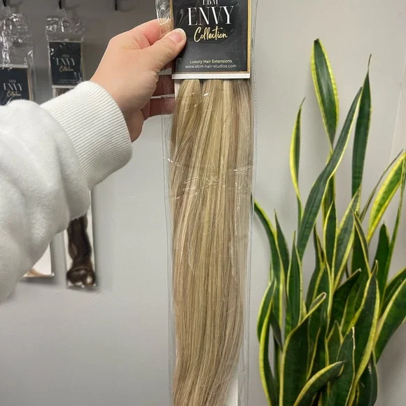 EBM ENVY Collection - Light Blonde Nano Hair Extensions - Dimensional blonde-NEW - Picture 1 of 9
